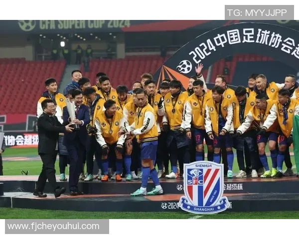 申花与武汉的较量将在上海虹口体育场明天精彩上演，球迷们不容错过的比赛时间安排